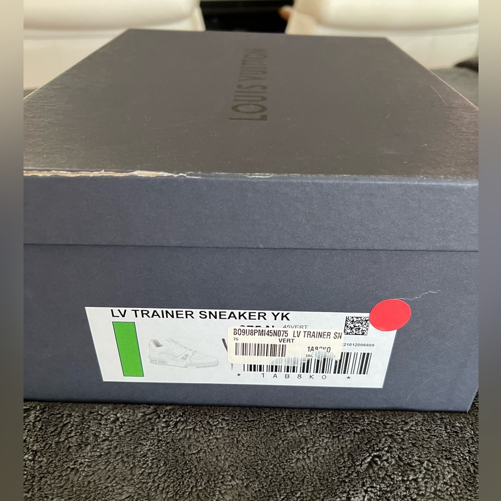 Louis Vuitton White and Green Athletic Shoes - Picture 10 of 12